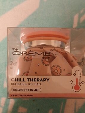 The Crème Shop Chill Therapy Reusable Ice Bag - Peach Donut Print